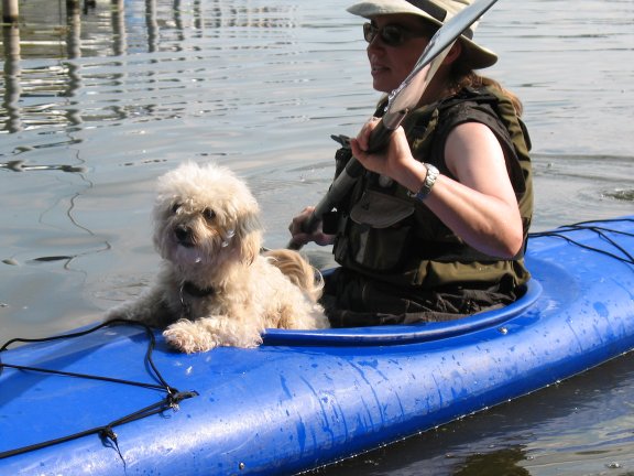 Kapit&auml;n M&auml;xchen paddelt